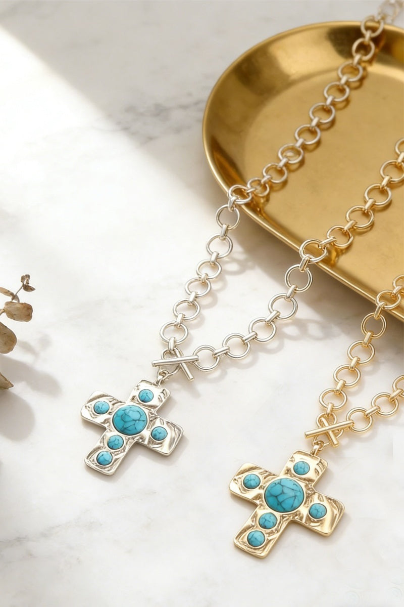 Notable Hammered Cross Necklace Zenana